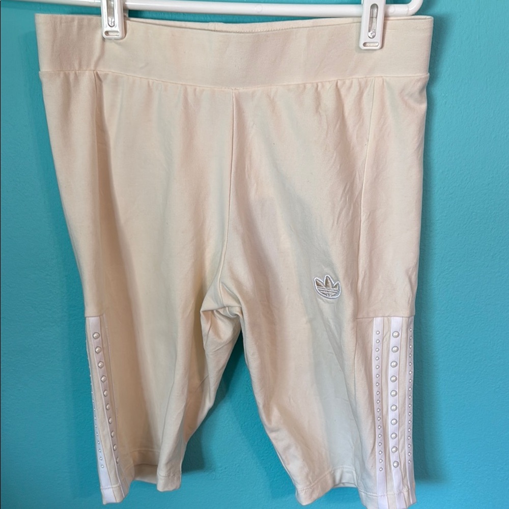 #123 NWT Adidas Bead Detail Cream High Rise Biker Shorts M